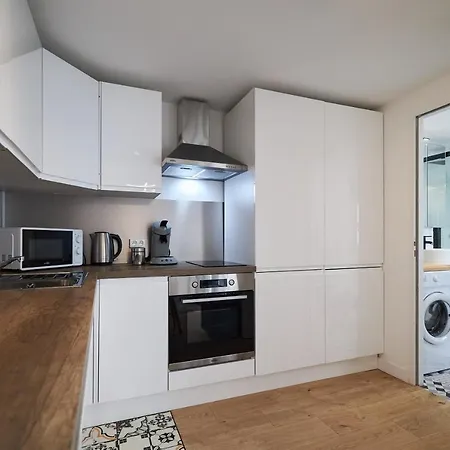 The Crush - Hypercentre - Notre-dame * Reims